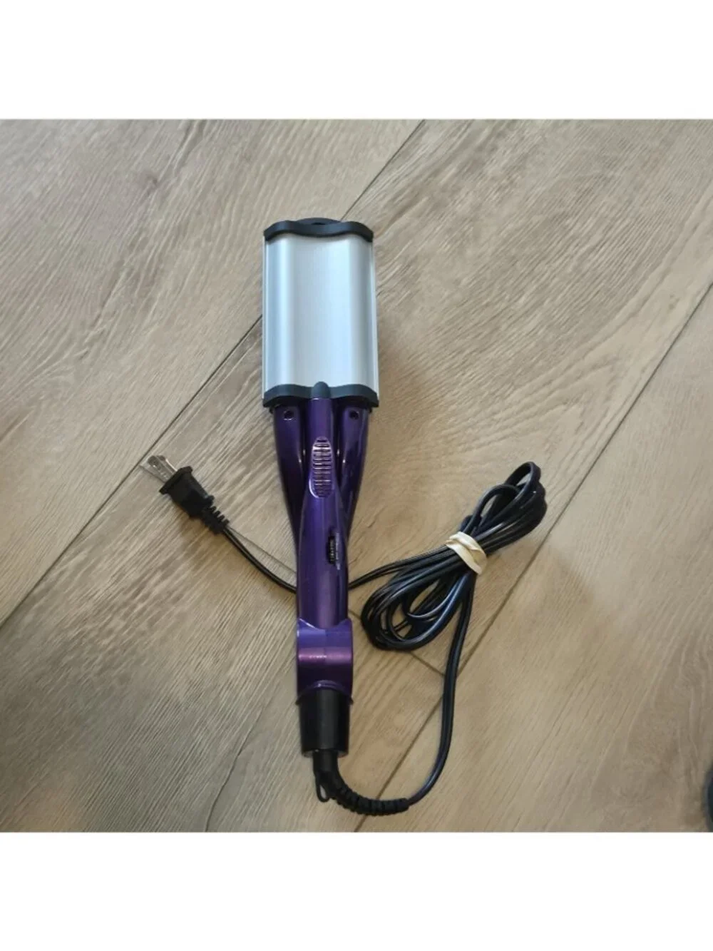Bed Head Wave Artist Ceramic Technology Deep Hair Waver Beachy Waves Purple